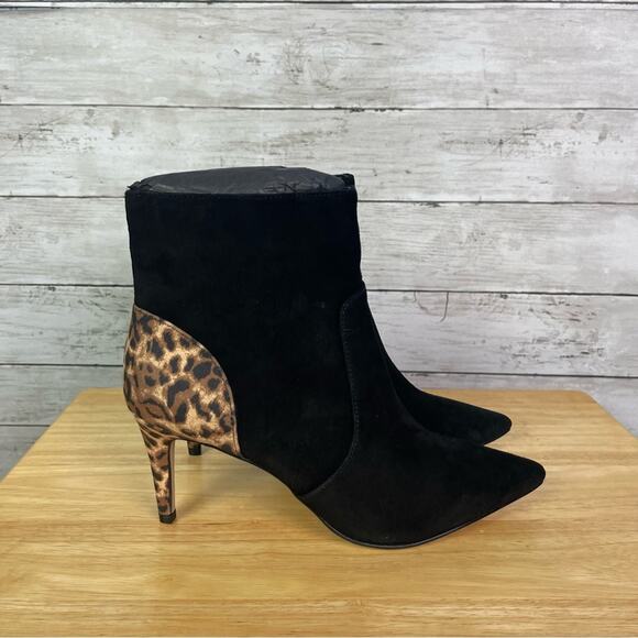 Violet & Red Quintin Heeled Ankle Booties Size 8.5 - Picture 1 of 6